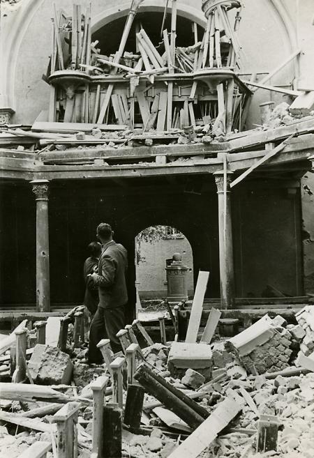 Bombentreffer auf die Kirche Vasbeck, 1942-1945