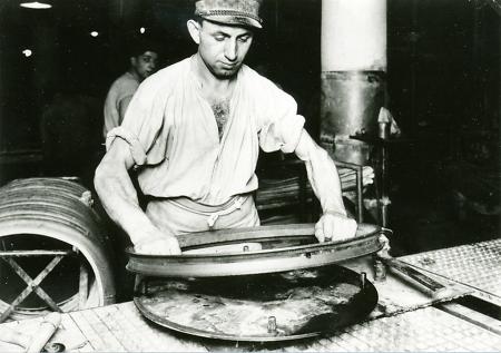 Reifenproduktion, 1927