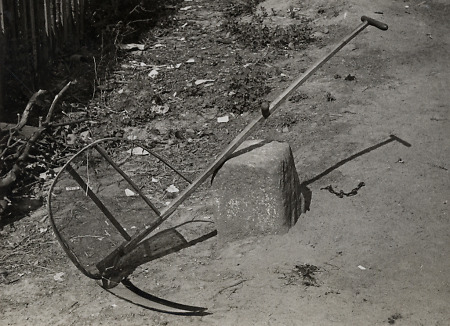 Sense mit Haferreff benutzt in Cappel bei Marburg, 1934