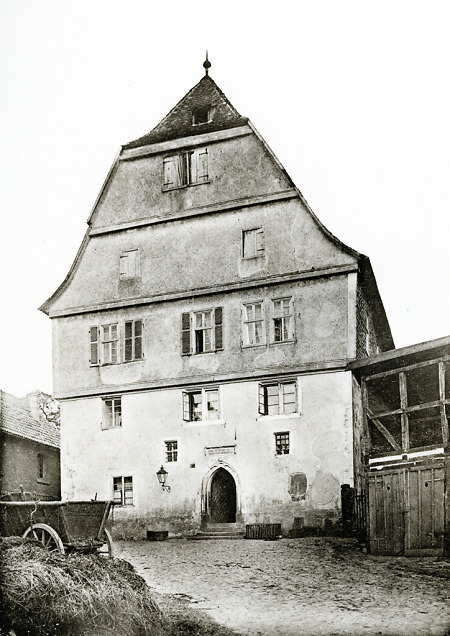 Der ehem. Burgsitz der von Wildungen in Großenenglis, 1890-1900