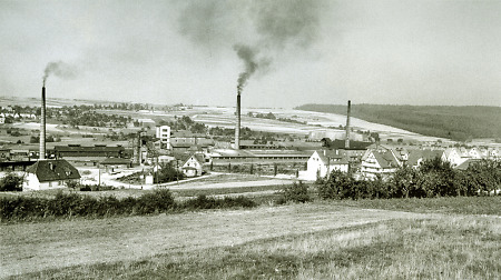 Die Fabrik der Didierwerke in Mainzlar, 1956