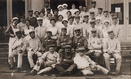 Soldaten und Krankenschwestern im Lazarett in Bad Schwalbach, 1914-1918