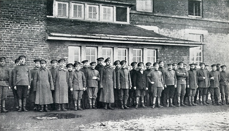 Appell russischer Offiziersburschen in Friedberg, 1914-1918