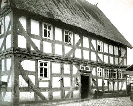 Fachwerkhaus in Kehna mit Strohdach, vor 1901