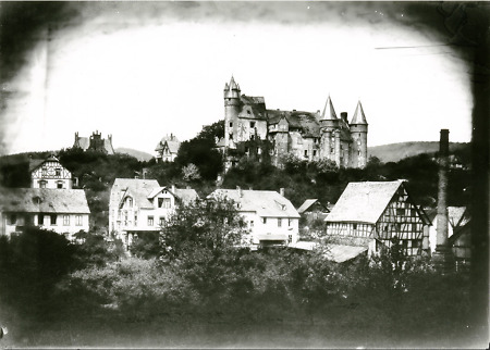 Stadtansicht von Herborn mit Schloss, vor 1929