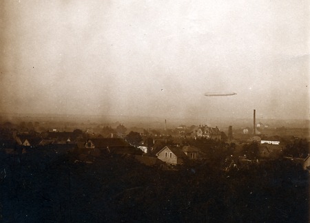 Zeppelin über Bensheim, 1911