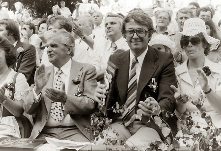 Ministerpräsident Osswald beim Hessentag in Bensheim, 1976