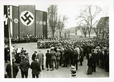 Großbühne zur Maifeier in Bensheim, 1. Mai 1938