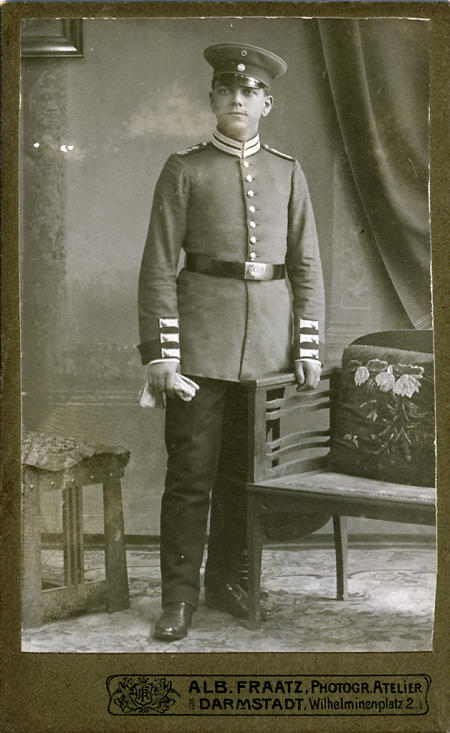 Porträt eines jungen Soldaten des Deutschen Heeres, vor 1918