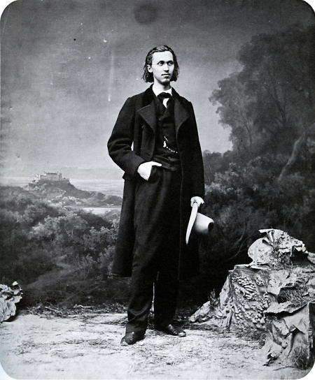 Kasselaner Jüngling in zu großem Anzug, um 1850-1860