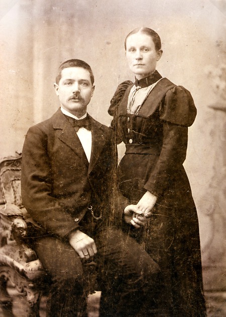 Junges Ehepaar aus Haubern, 1910er Jahre
