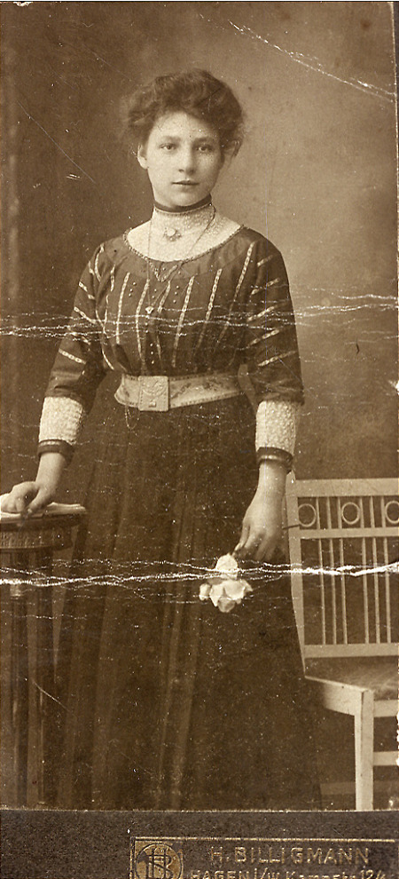 Junge Frau aus Haubern, 1911