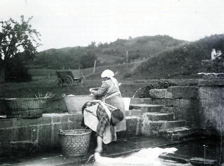 Waschfrauen in Homberg, 1931