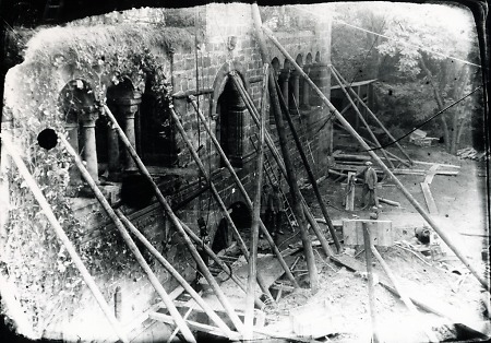 Grabungs- und Sicherungsarbeiten in der Kaiserpfalz zu Gelnhausen, um 1930