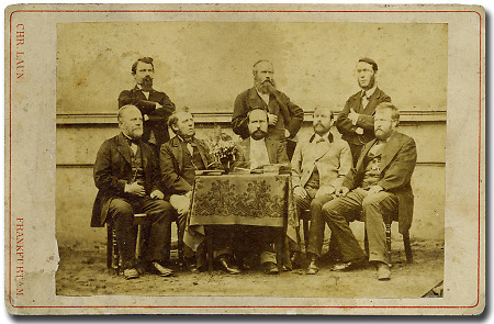 Acht ältere Herren aus Gelnhausen, 1877