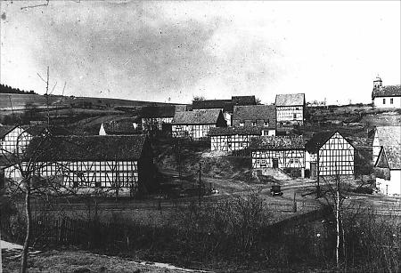 Die Ortsmitte des Dorfes Machtlos, 1929