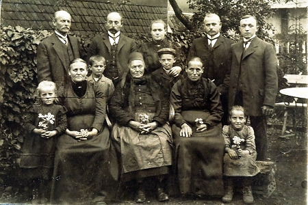 Familie aus Lixfeld, um 1920
