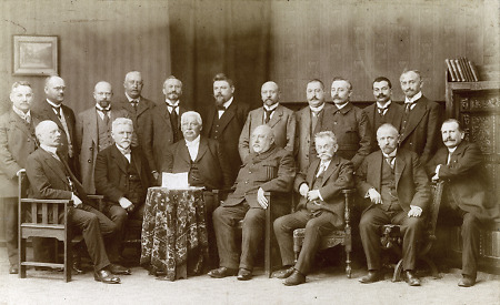 Der Vorstand des Vogelsberger-Höhen-Clubs, Frühjahr 1913