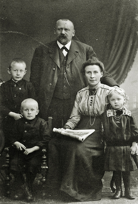 Familie aus Ilschhausen, 1916