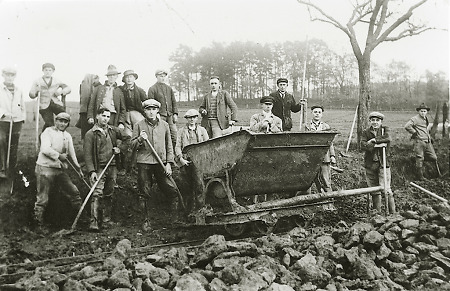 Freiwilliger Arbeitsdienst bei der Fortbach bei Hachborn, 1932