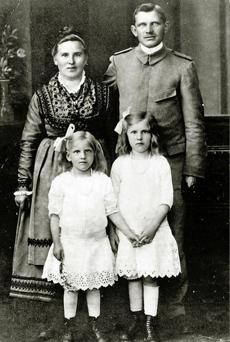 Der Hachborner Förster mit seiner Familie, um 1925