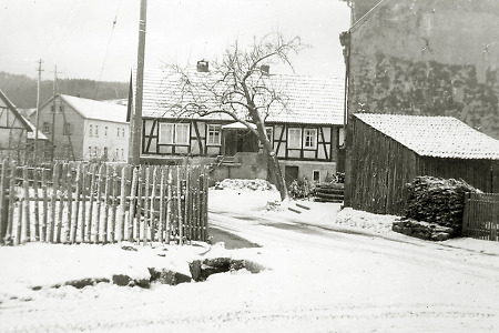 Dorf in der Nähe von Gelnhausen im Winter, 1951