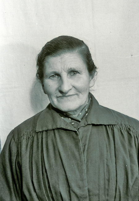 Frau aus Bauerbach, um 1950