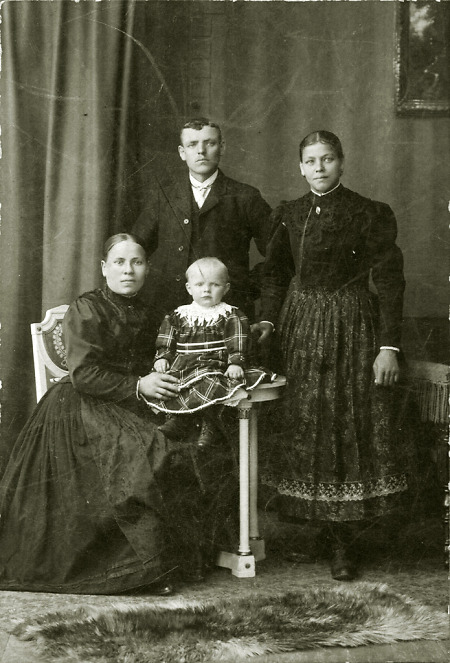 Familie aus Reiskirchen, 1910