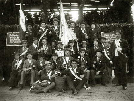 Die Gründer des Gesangvereins Sängerkranz Bersrod, 1899
