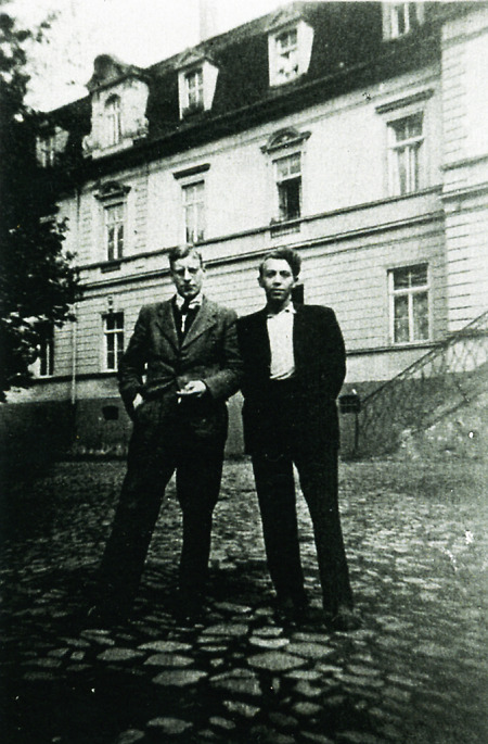 Zwei niederländische Zwangsarbeiter in Kassel, 1943/44