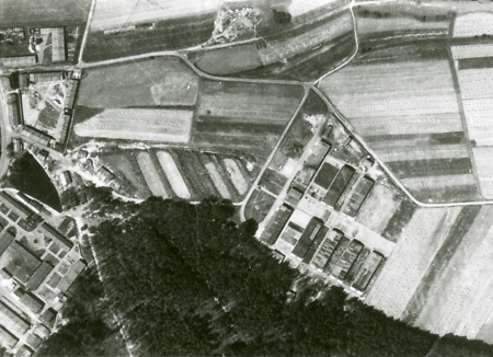 Alliierte Luftaufnahme mehrerer Lager in Stadtallendorf, 1943-1945