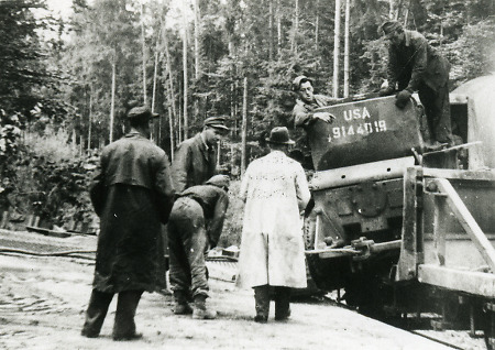Lieferung von Bauteilen in Stadtallendorf, 1947