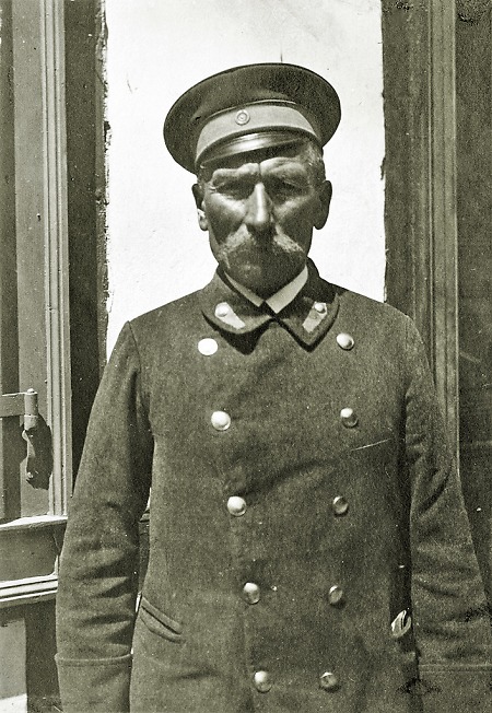 Der Polizeidiener Meister in Ober-Ostern, 1907/08