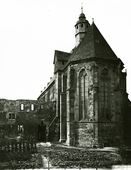 Die Augustinerkirche (Dreifaltigkeitskirche) am Roßmarkt 26 in Alsfeld, um 1890?