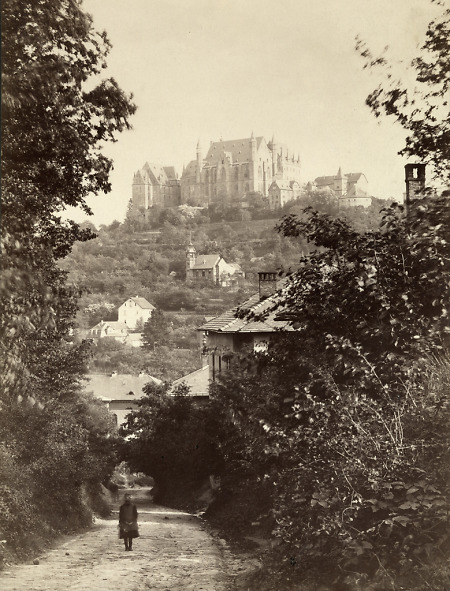 Das Marburger Schloss und der Schlossberg von Norden, um 1900
