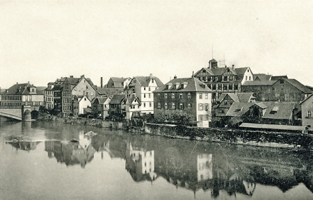 Die Kasseler Unterneustadt von der Fulda aus, südlicher Teil, vor 1914