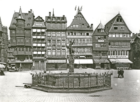 Die Ostzeile des Frankfurter Römberbergs, um 1870
