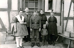 Vorschaubild Drei Generationen einer Schrecksbacher Familie während des Zweiten Weltkriegs, während des Zweiten Weltkriegs