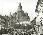 Vorschaubild Der Untermarkt und der Chor der Frankenberger Liebfrauenkirche, 1865-1871