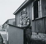 Vorschaubild Unterfeldmeister bei der Vereidigung von Arbeitsdienstmännern in