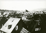 Vorschaubild Hakenkreuzflagge auf einem Haus in Marburg, 1930er Jahre