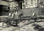 Vorschaubild Herrichten der Ehrenpforte in Mardorf, 1936