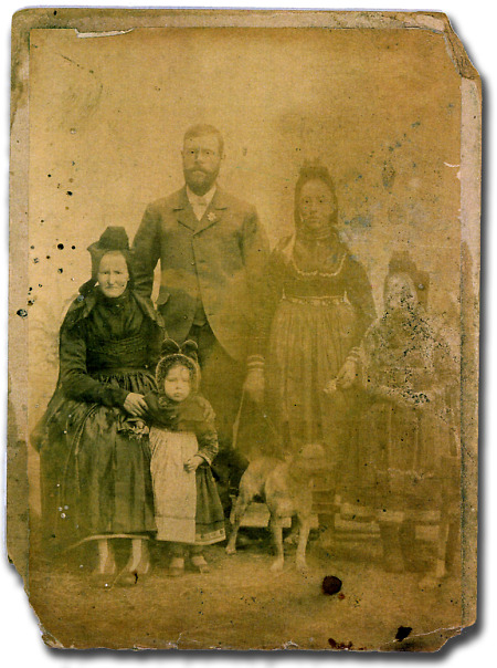 Familie in Kirchvers, um 1904