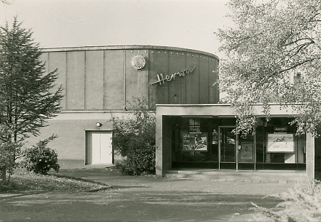 Das Herwa-Kino (Herrenwaldkino) in Stadtallendorf, 1960er Jahre