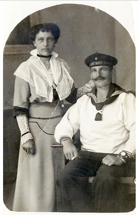 Ein junges Wetterburger Ehepaar während des Ersten Weltkriegs, undatiert