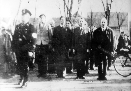 Festgenommene jüdische Männer in Groß-Gerau, 1938