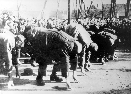 Festgenommene jüdische Männer in Groß-Gerau, 1938