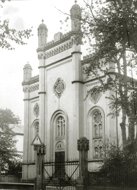 Die Synagoge in der Südanlage in Gießen, vor 1938