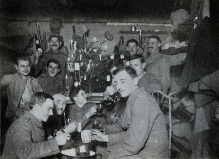 Silvesterfeier hessischer Soldaten an der Front, 1916