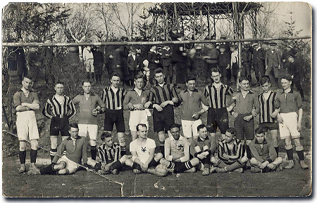 Fußballmannschaft aus Homberg (Efze), späte 1920er Jahre?